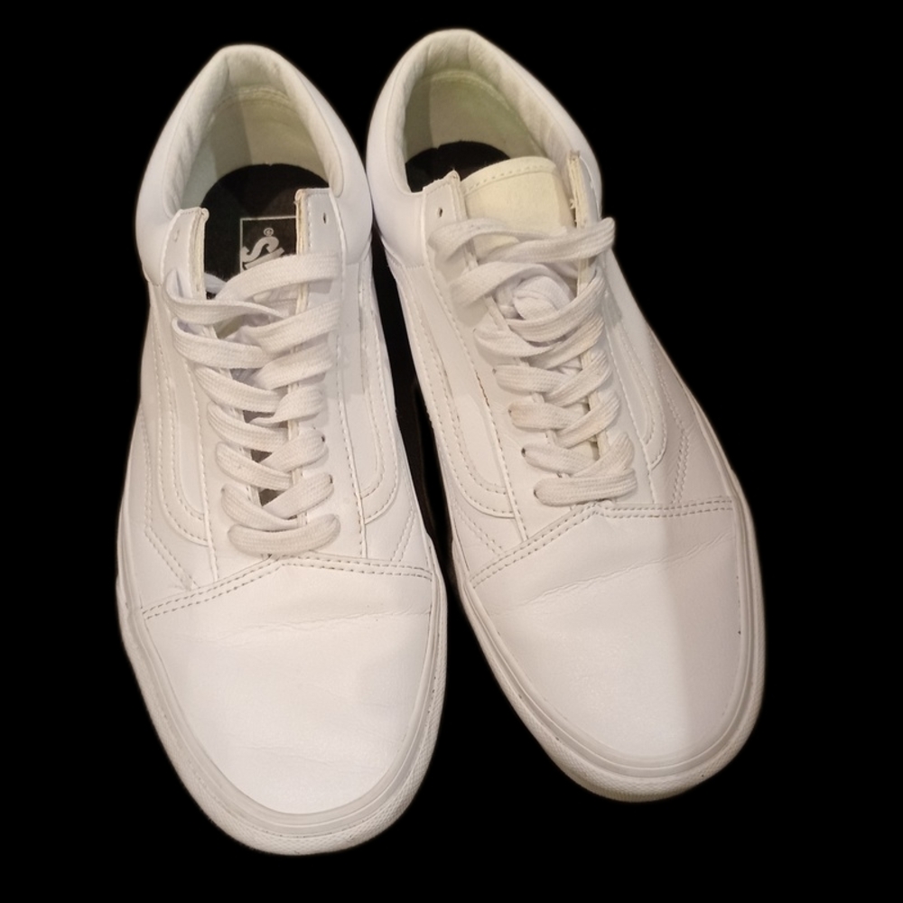 Size 12 (W) Classic Old Skool VANS (Classic Tumble) True White Leather Sneakers